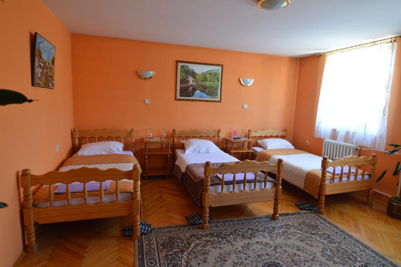 Hotel 24 Jul Pljevlja Exteriör bild
